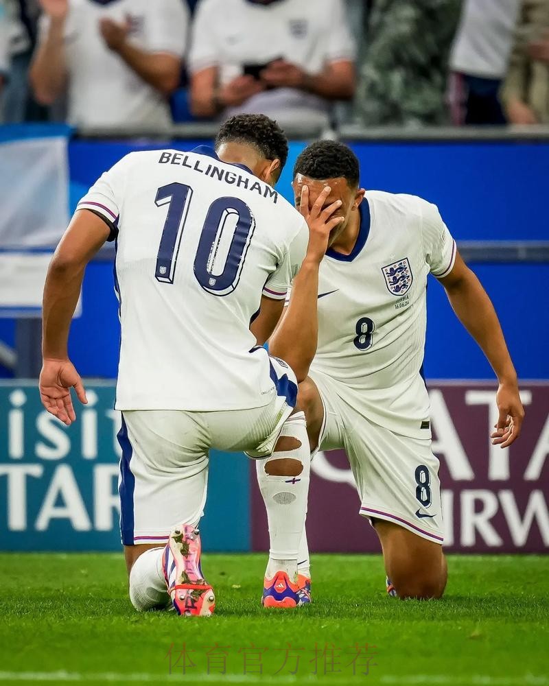 西媒:阿诺德想要效仿贝林厄姆走出舒适才拒红军 西媒:阿诺德想要效仿贝林厄姆走出舒适才拒红军